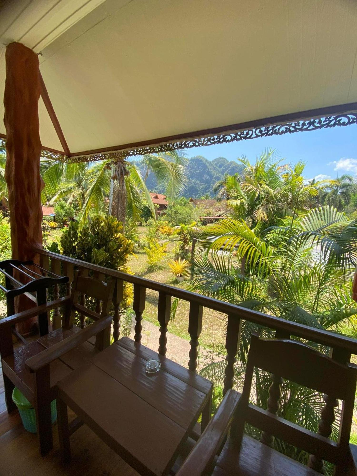 บ้านณังเฮาส์ Khao Sok National Park ภายนอก รูปภาพ